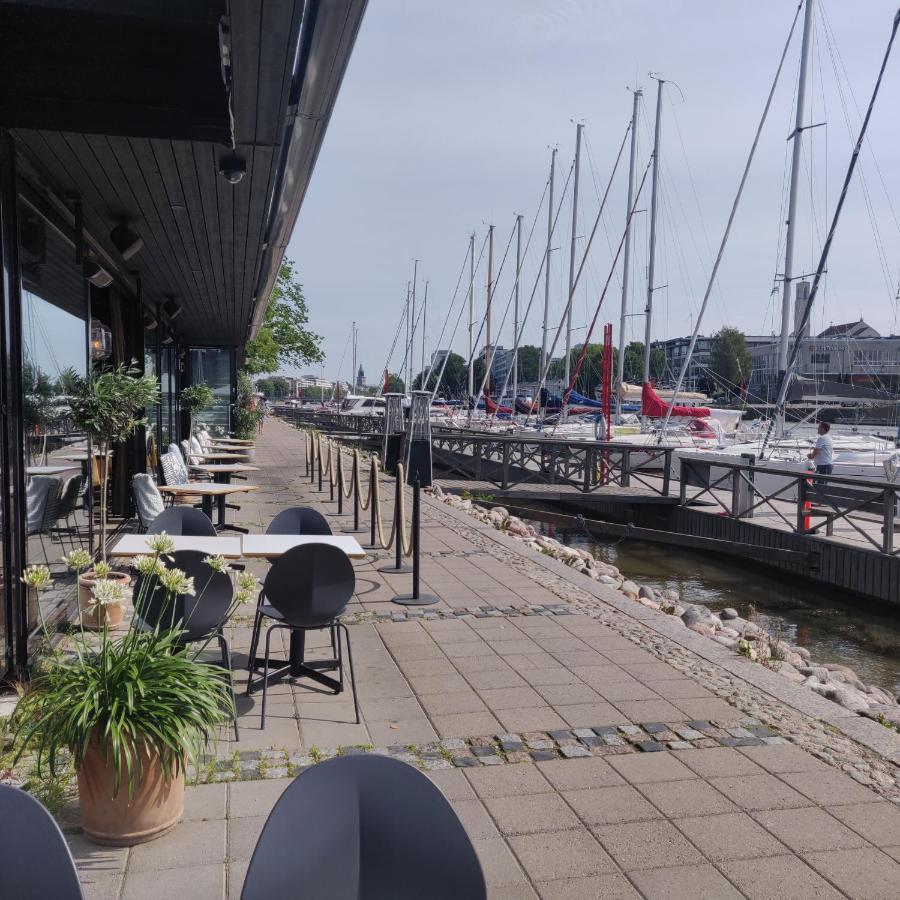 Riverside Lux With 2 Bedrooms, Car Park Garage And Sauna Turku Exterior photo
