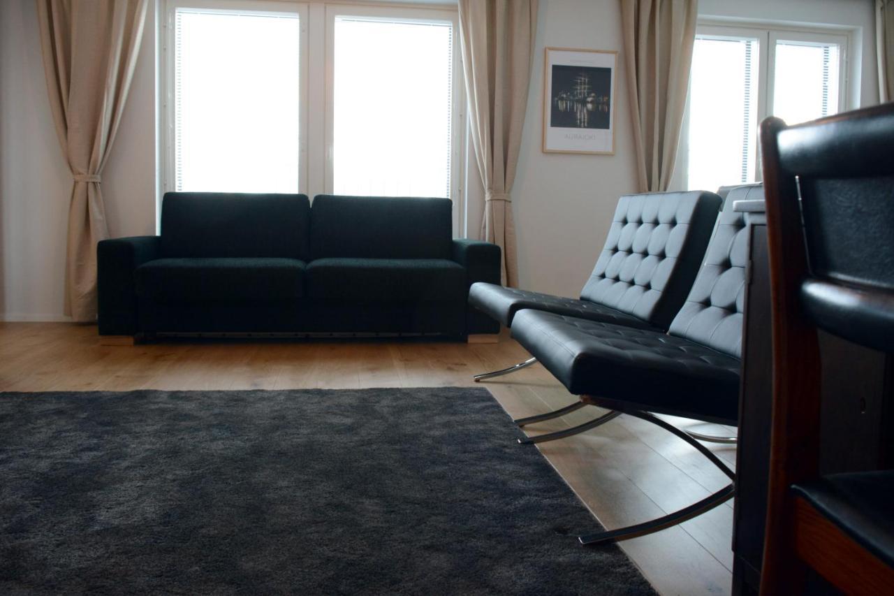 Riverside Lux With 2 Bedrooms, Car Park Garage And Sauna Turku Exterior photo