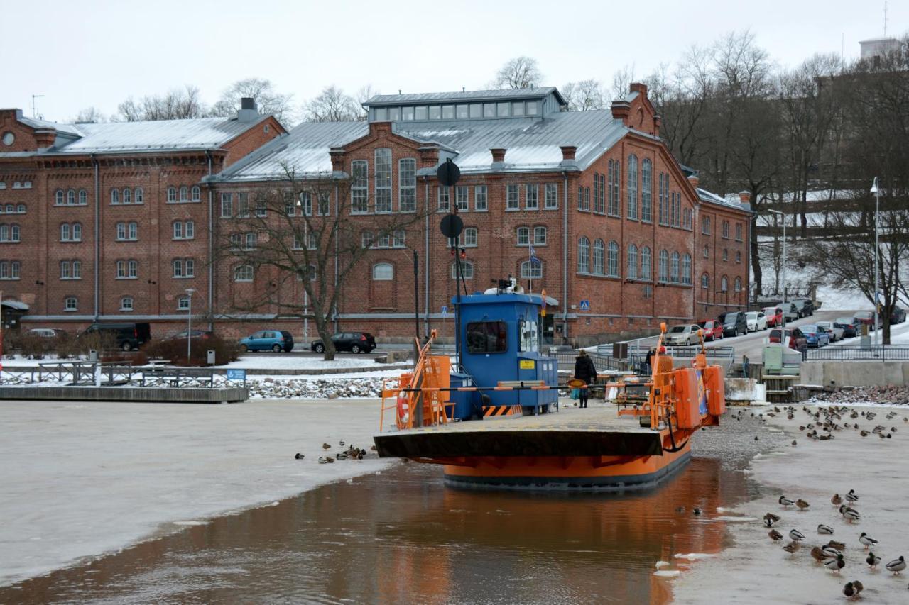 Riverside Lux With 2 Bedrooms, Car Park Garage And Sauna Turku Exterior photo