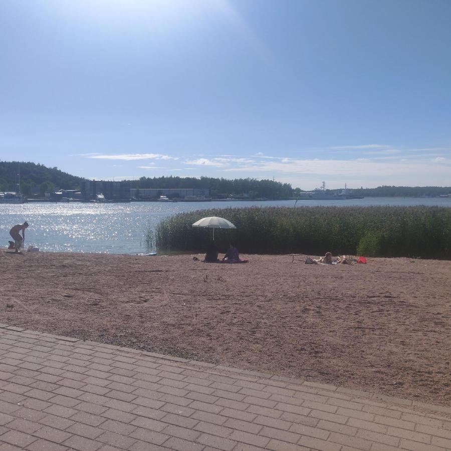 Riverside Lux With 2 Bedrooms, Car Park Garage And Sauna Turku Exterior photo