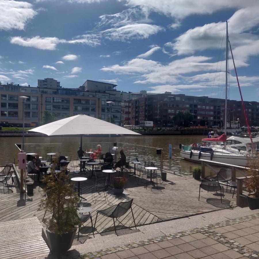 Riverside Lux With 2 Bedrooms, Car Park Garage And Sauna Turku Exterior photo